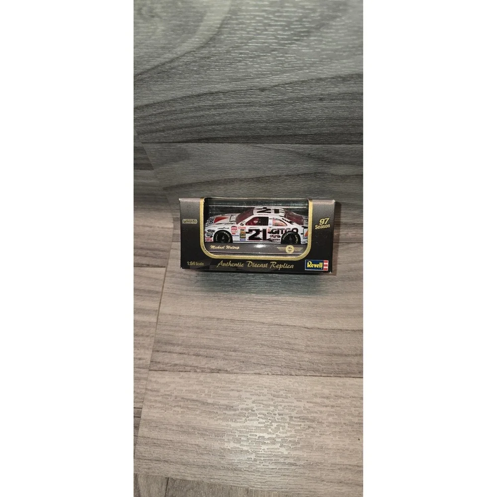 Michael Waltrip 1997 Citgo Top Dog 1/64 Revell Diecast